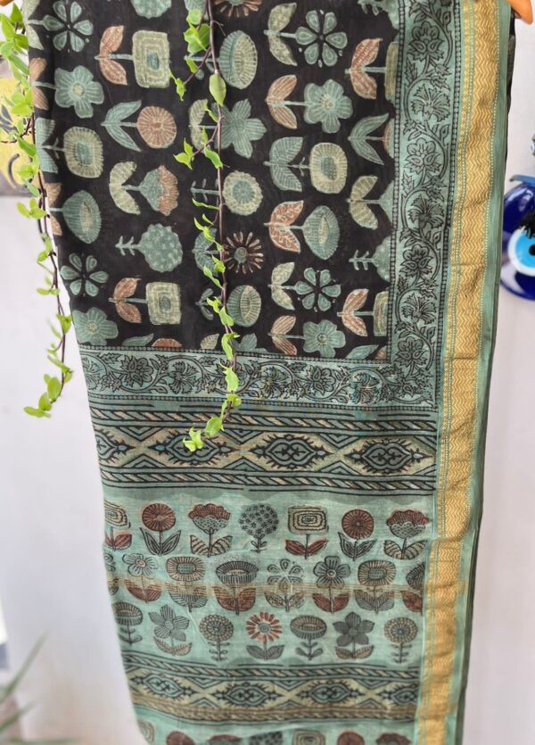 Sarees No – 202043